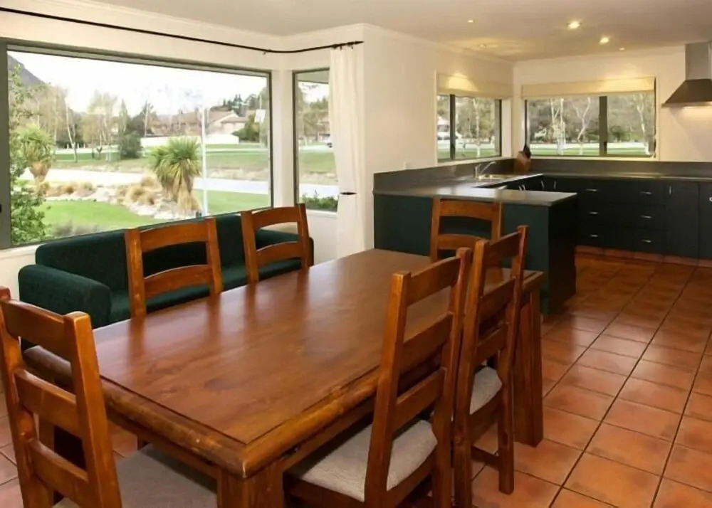 Hedditch Hideaway