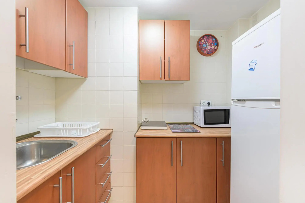 EL NOGAL - Fantastic studio in the center of Torremolinos. Free WIFI.
