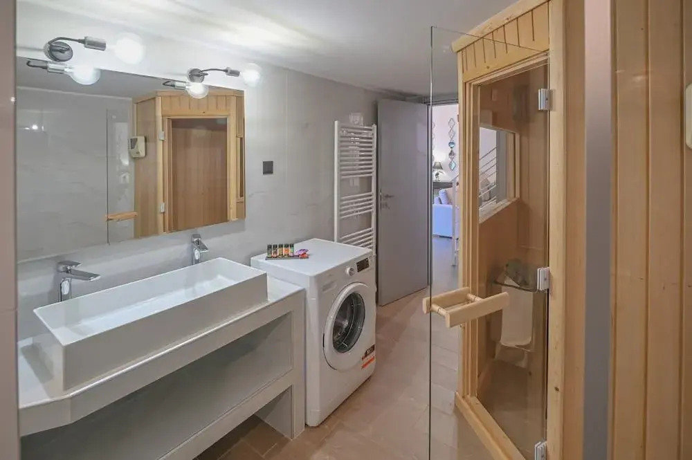 Villa Garifalia with Sauna & Hydromassage