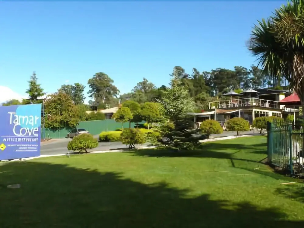 Tamar Cove Motel