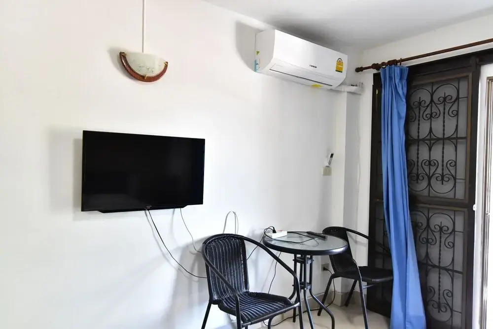 Escobar guest house jomtien