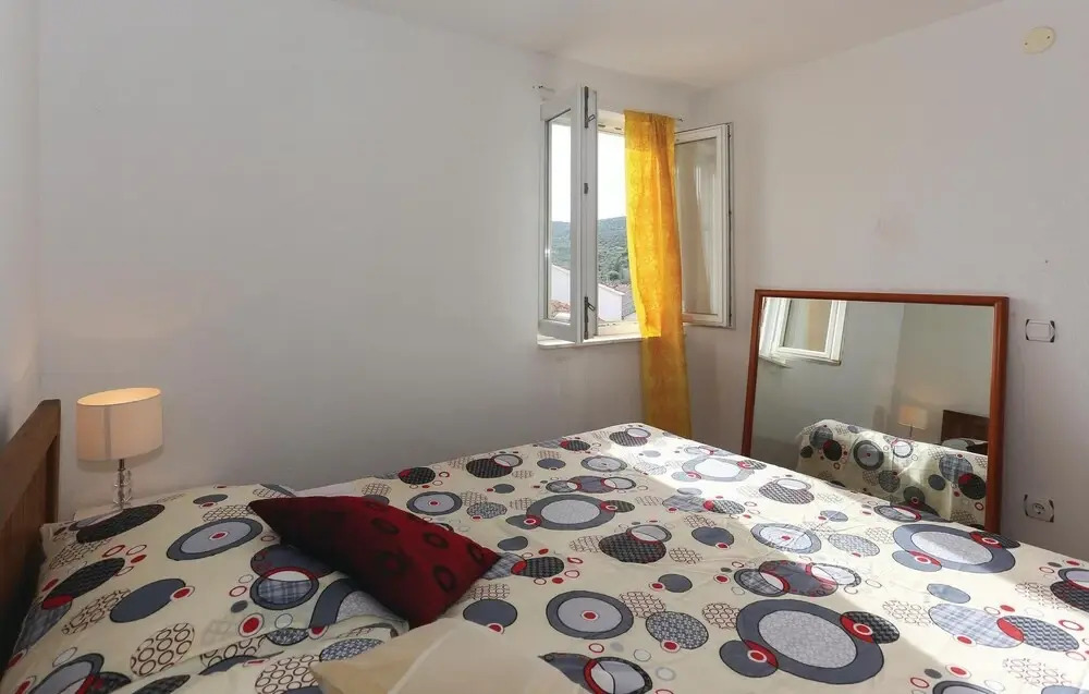 Awesome Home in Slatine With Wifi and 1 Bedrooms