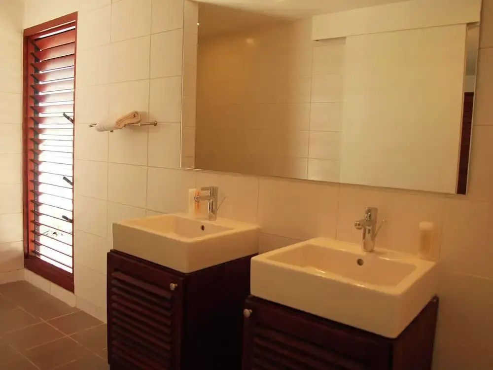 Spacious Villa Near Beach