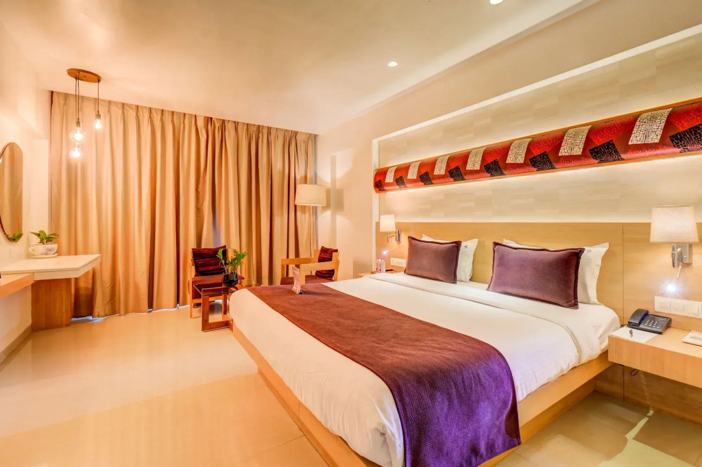 The SSK Solitaire Hotel & Banquets