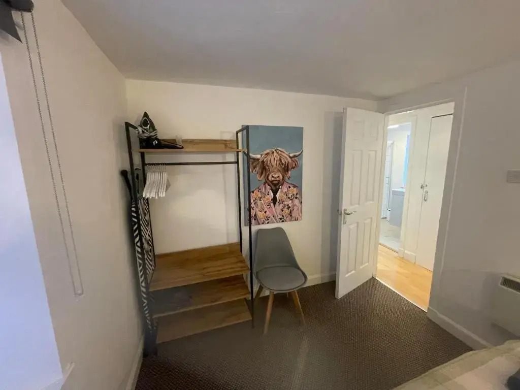 Alpine Apartments - 1