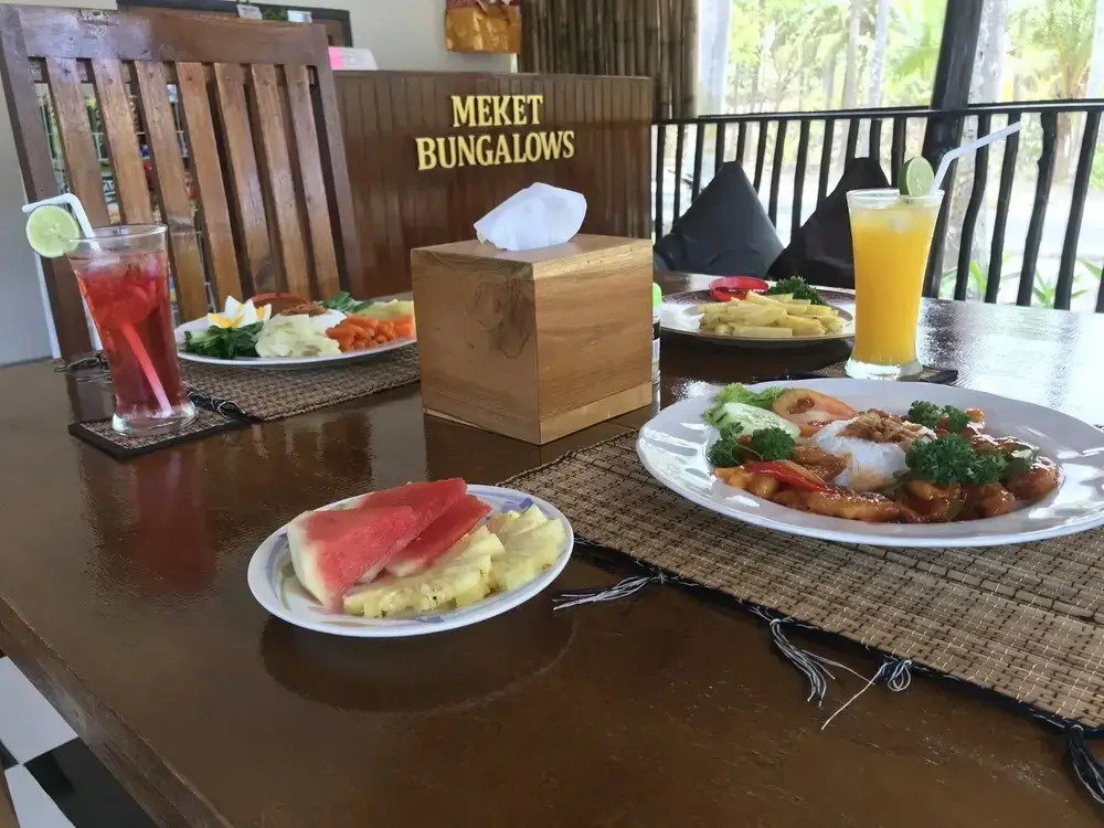 Meket Bungalows
