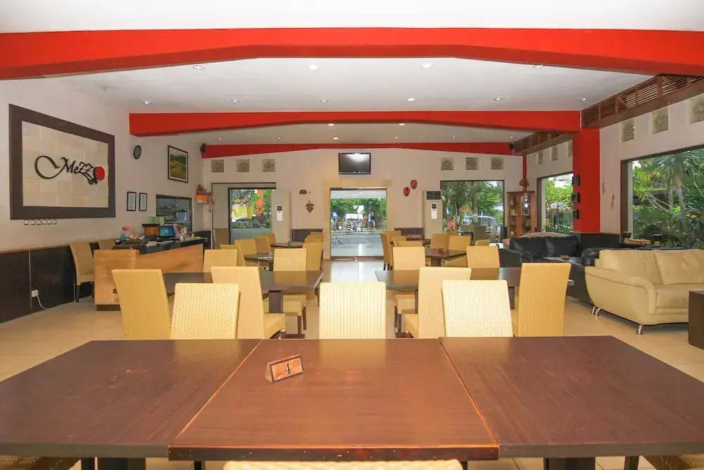 巴厘岛登巴萨艾里萨努尔新路伍拉赖402号酒店(Airy Sanur Bypass Ngurah Rai 402 Bali)