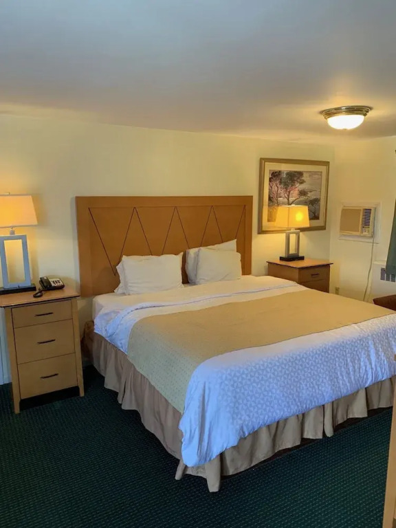 American Inn Lee