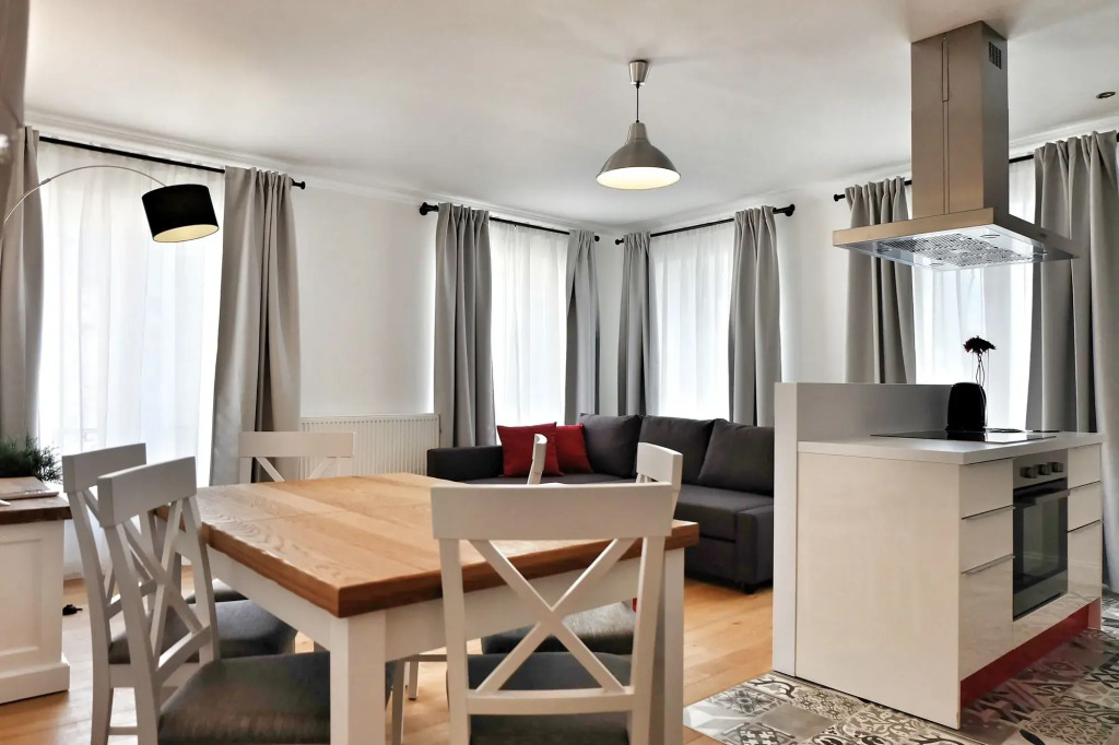 Top Spot Residence