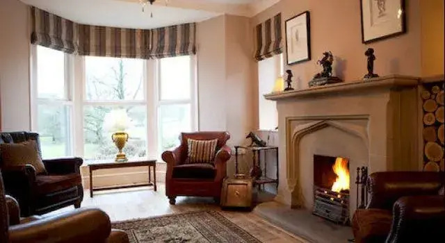 West Vale Country House