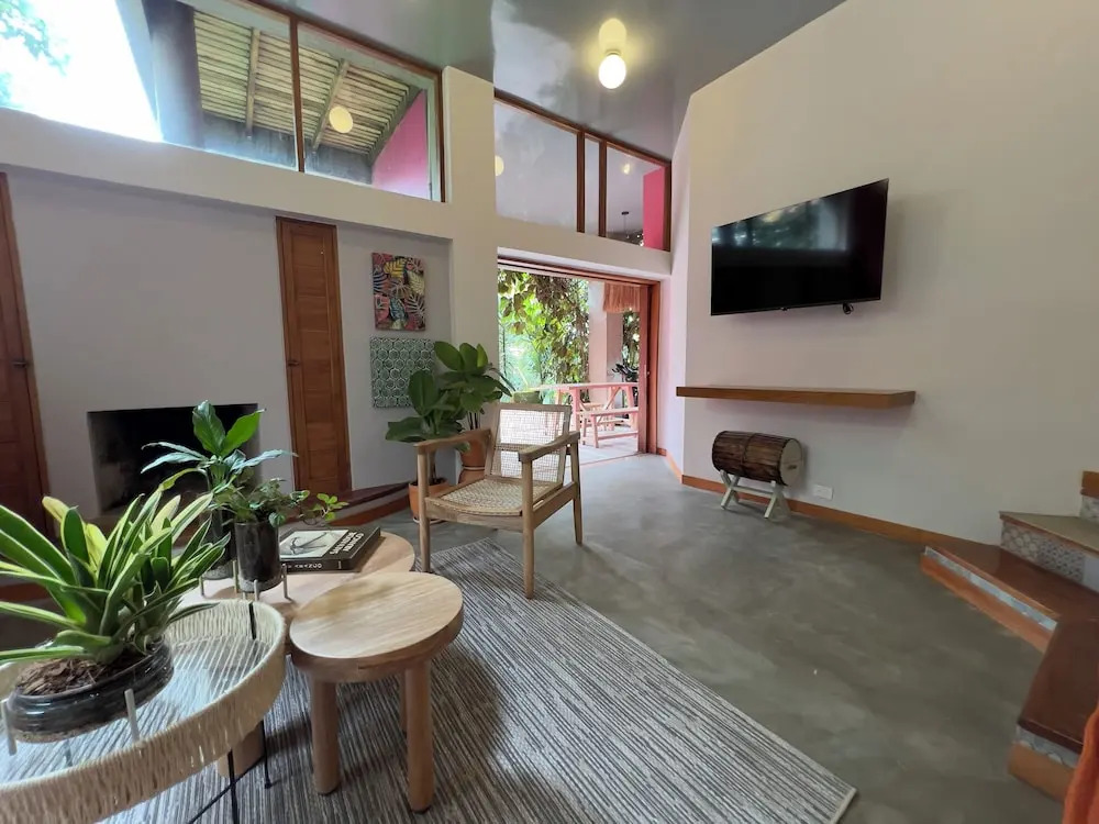 Son de la Loma Apartments