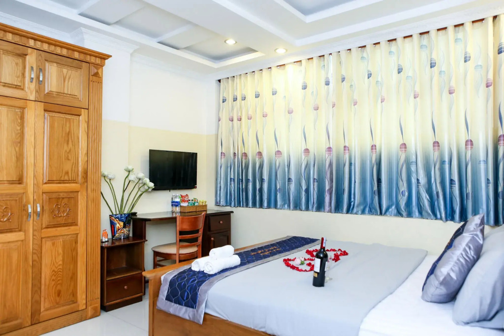 Blue Sapphire Hotel & Apartment
