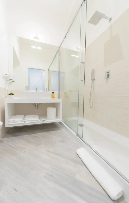 Vantaggio Suites