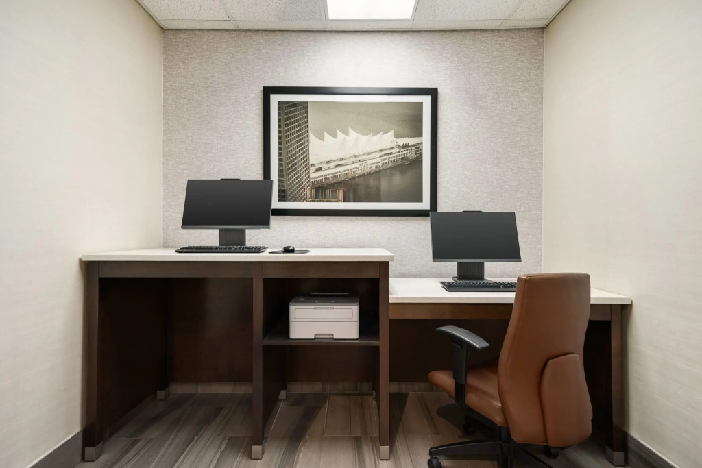 La Quinta Inn by Wyndham Vancouver Airport