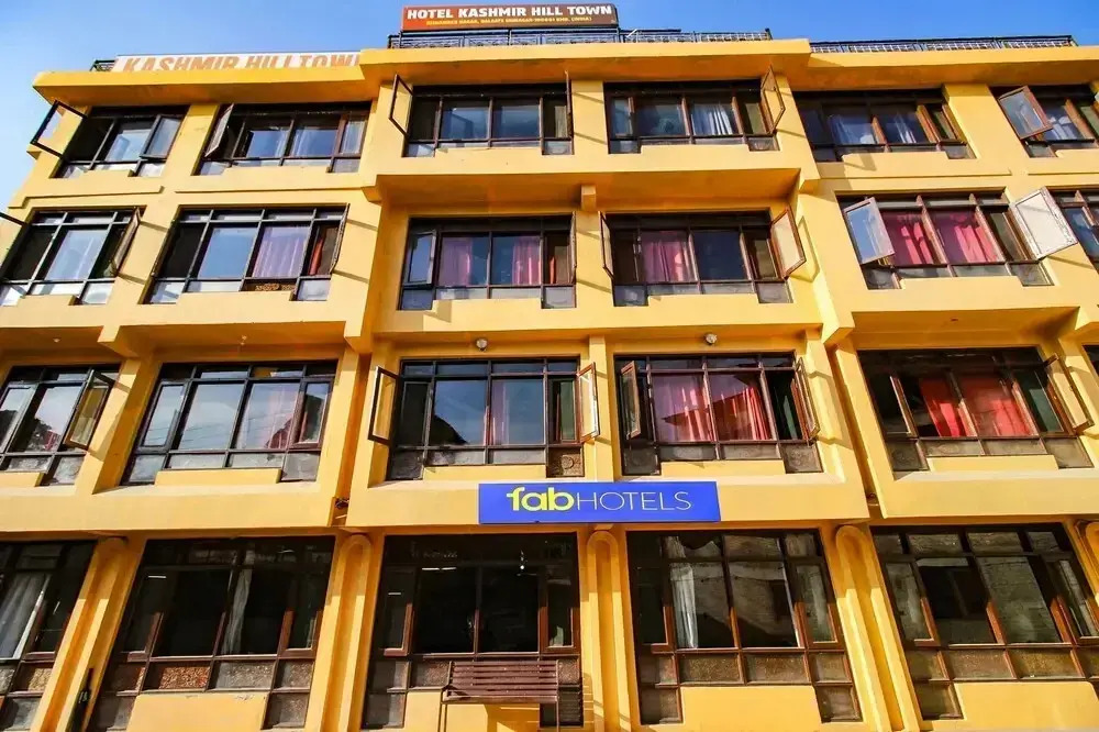 Kashmir Hill Town