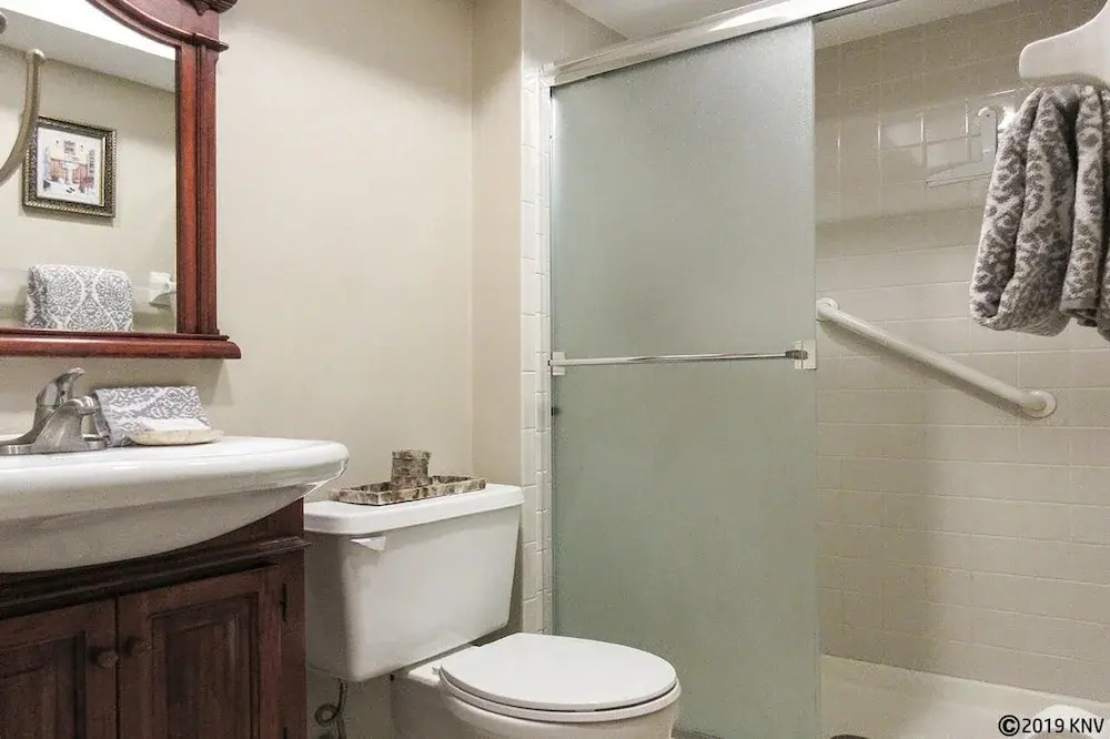 Carlos Pointe 523 - 2 Br Condo