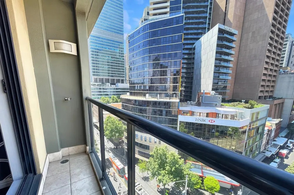 Metawise Sydney CBD Haymarket King Studio