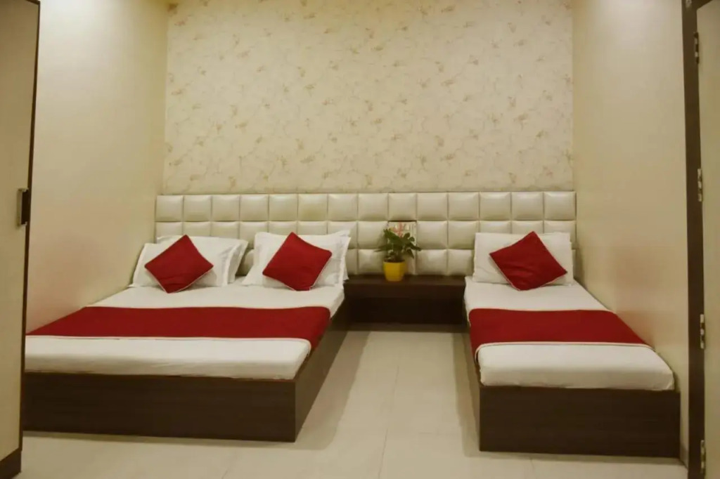 Hotel Saideep Villas, Shirdi