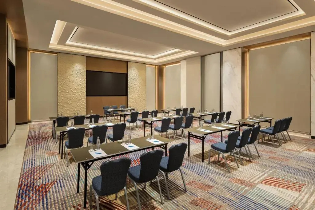 Fairfield by Marriott Mumbai International Airport