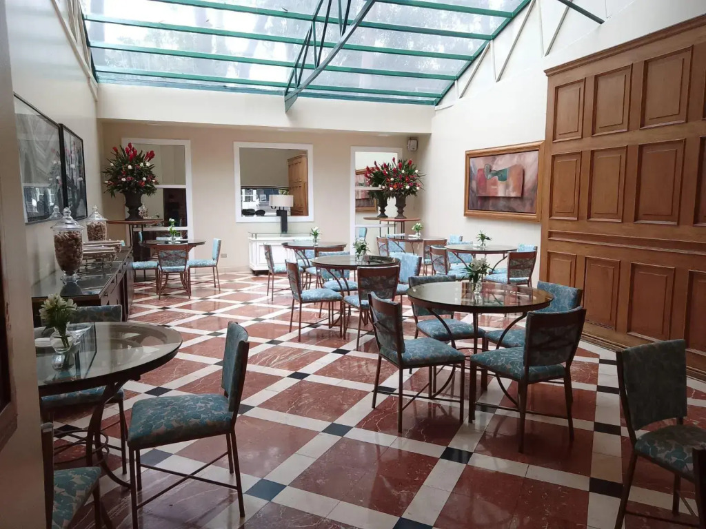 Suites del Bosque Hotel