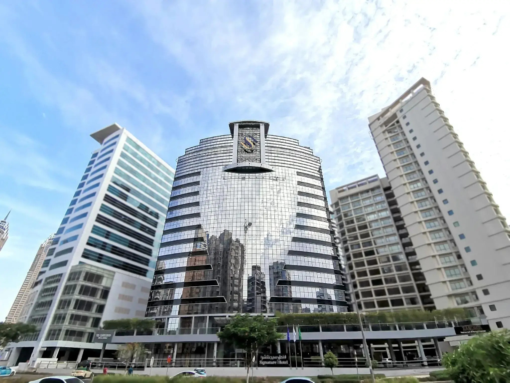 Signature 1 Hotel Tecom