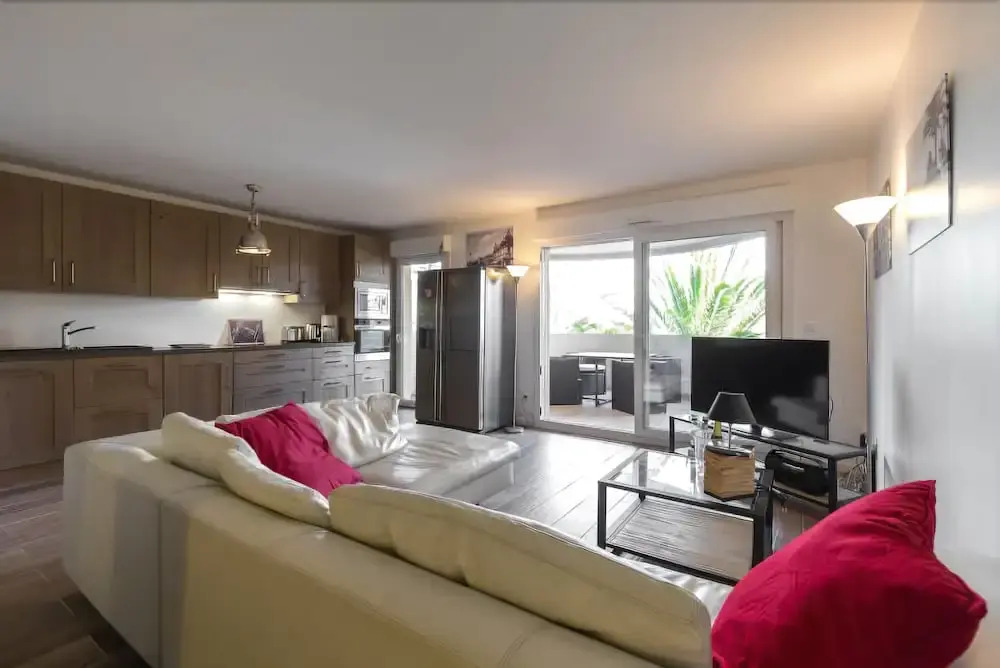 Villa Romance 3