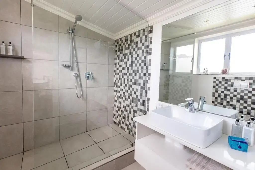 Sweetwater Guesthouse
