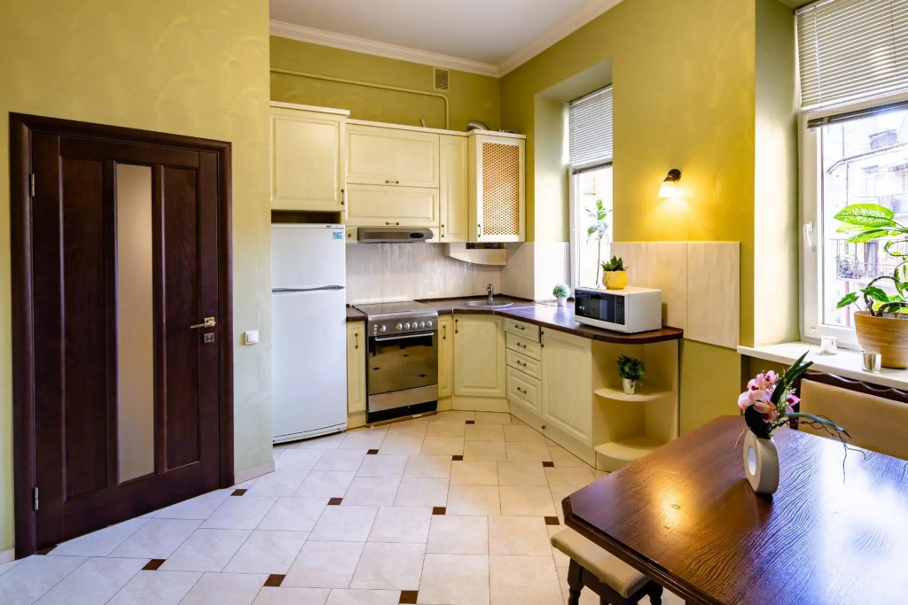 Alfa Apartments Kniazia Romana 11