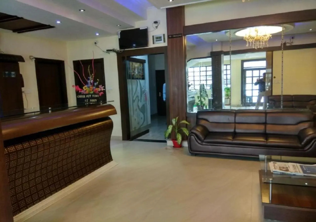 Hotel Raj Palace