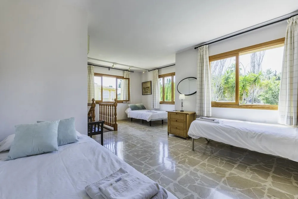 Casa Padrino,  Piscina Privada, WiFi, Cerca de la playa