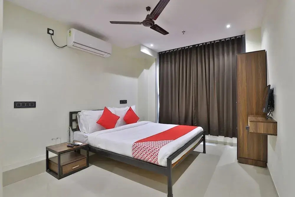 Vivanna by OYO Rooms