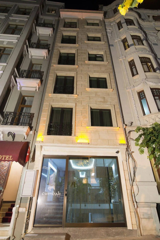 Cumbali Suite Hotel