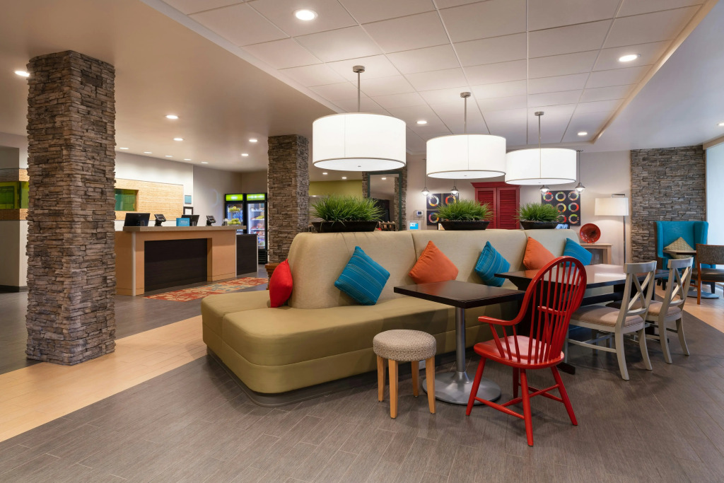 Home2 Suites by Hilton Anchorage / Midtown