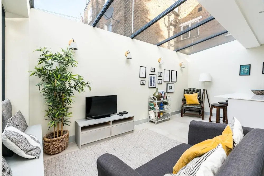 NEW Cosy & Sleek 2BD Flat In Vibrant West Kilburn