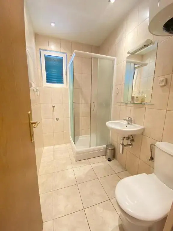 LAV Apartments