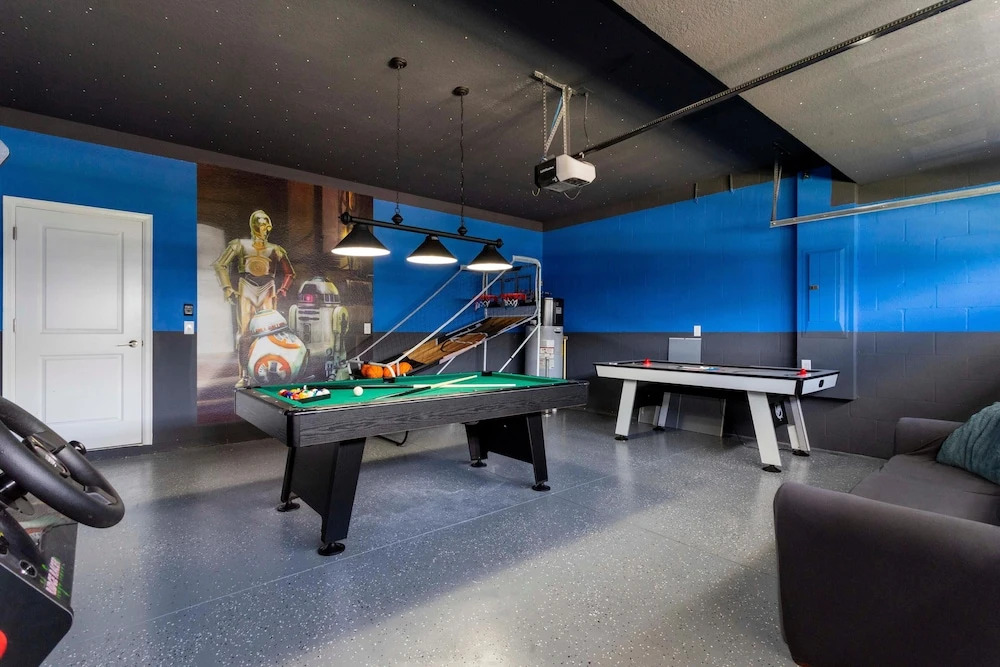 1520 FD 6BR Luxury Villa Pool Game Room
