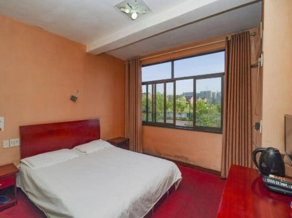 Jiulong Hotel