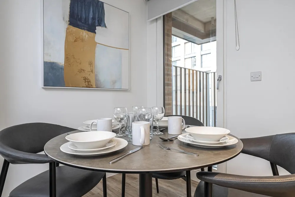 Large Two Bedroom City Flat