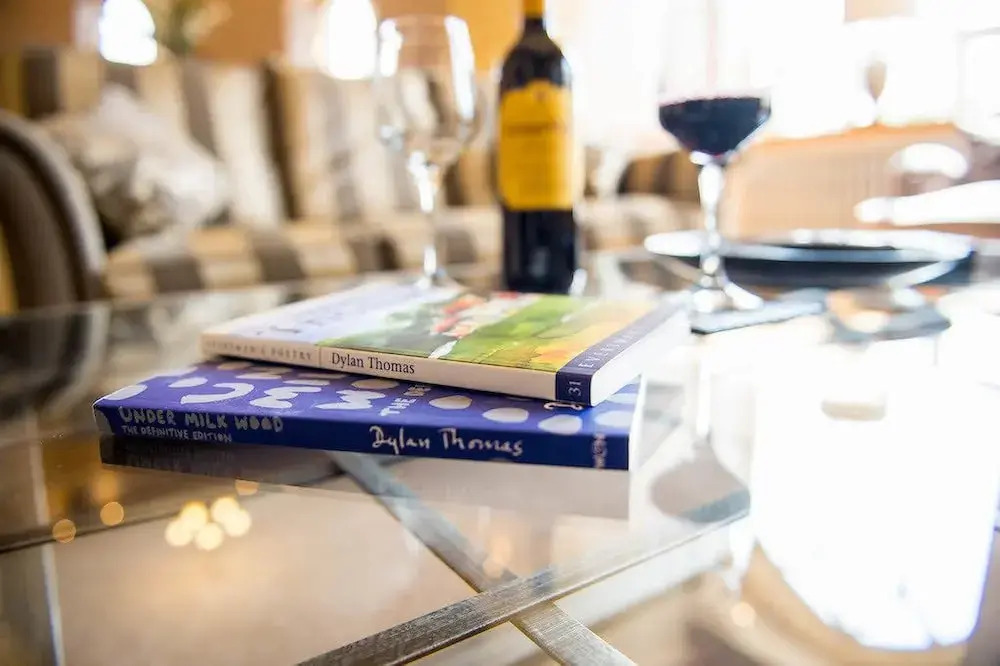 The Old School - An impressive countryside retreat, yet close to the coast