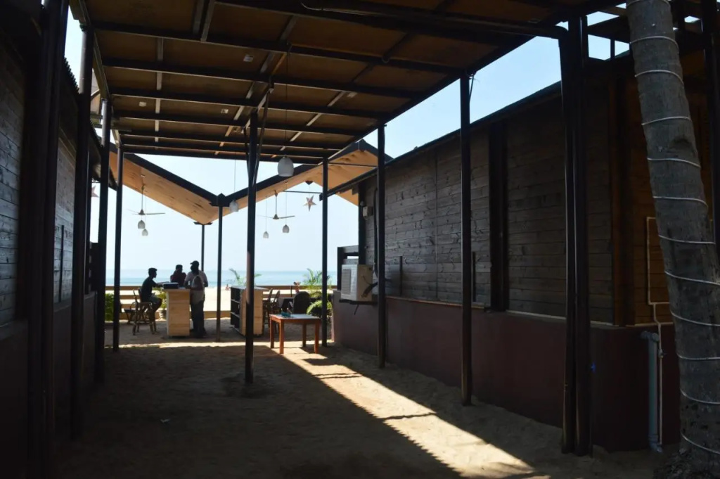 Anantra Sea View Resort
