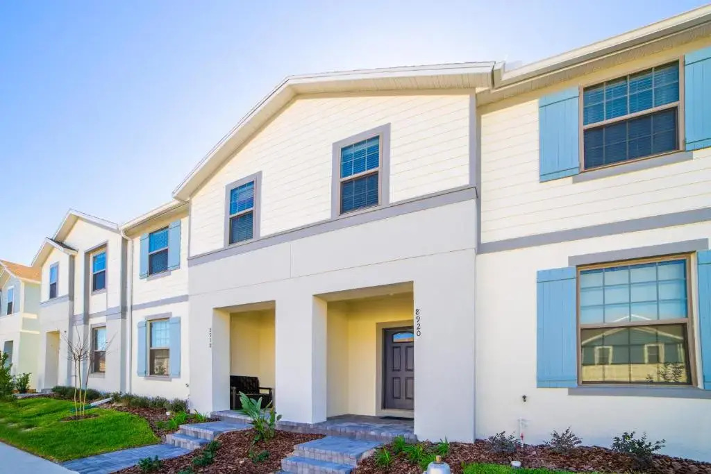 Townhome Splash Pool BBQ Free Water Park!
