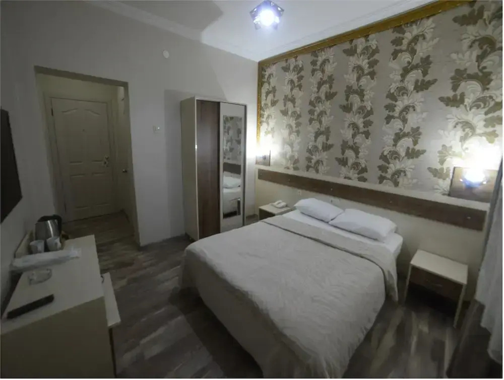 Yilmaz Hotel