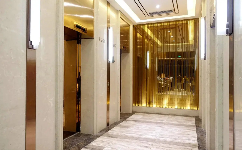 Royal Star Apartment