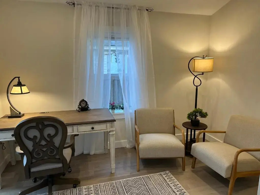 The Reminisce vacation home 5br/3bt,downtown BH
