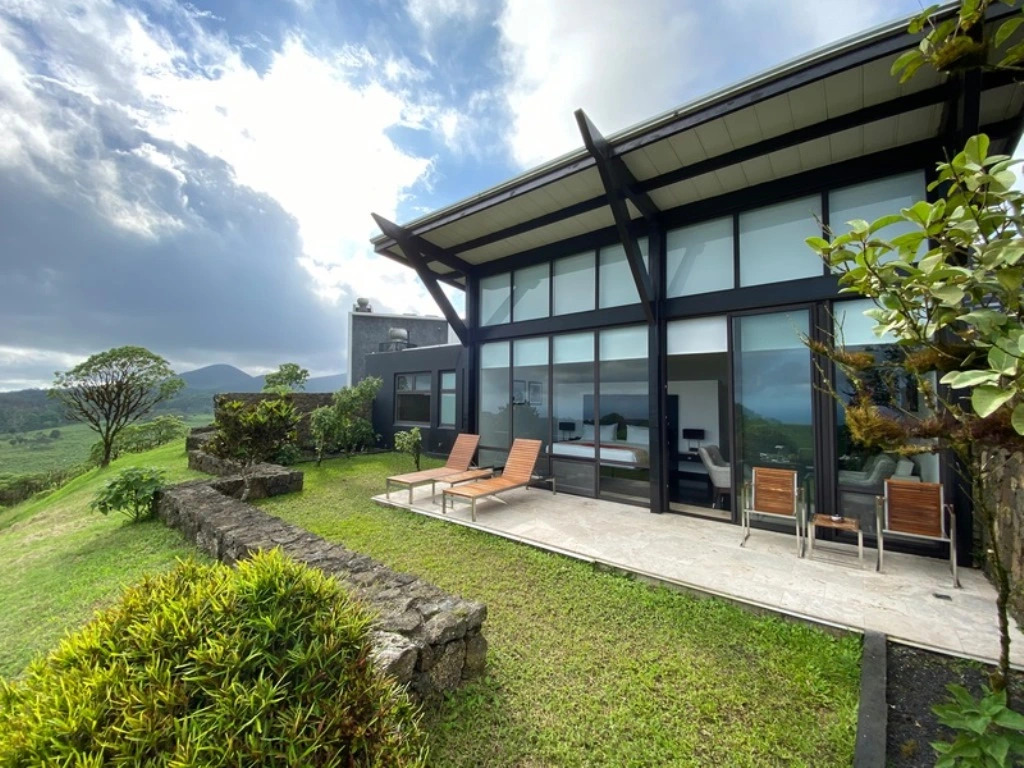Pikaia Lodge
