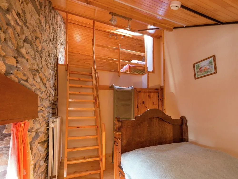 Renovated Farmhouse From 1832 With Beautiful View of Winter Sports Area