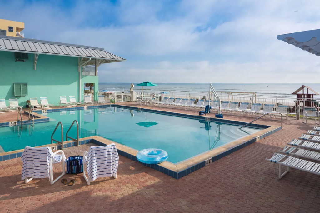 Coconut Palms Beach Resort II, an Ascend Collection Hotel