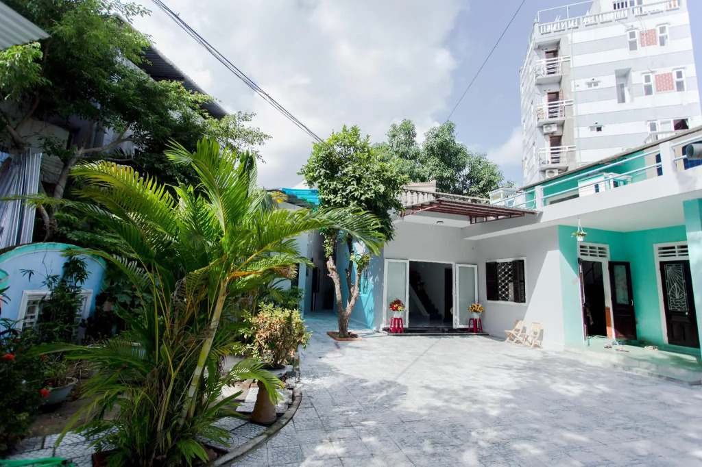 Nắng Homestay & Villa Huế