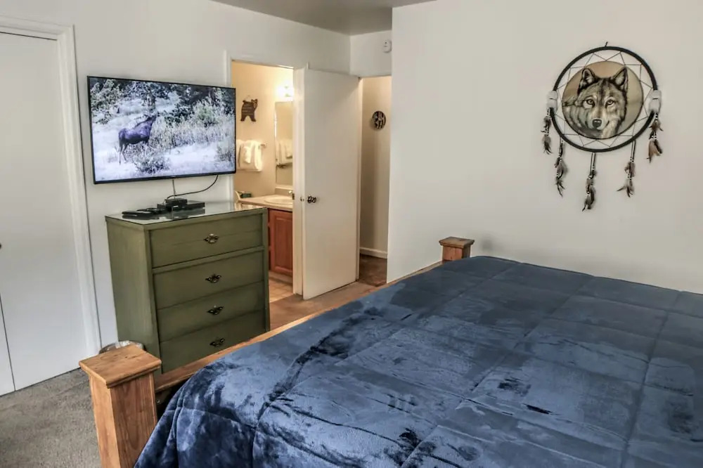 Fawn Valley Inn: 242 2 Bedroom Apts