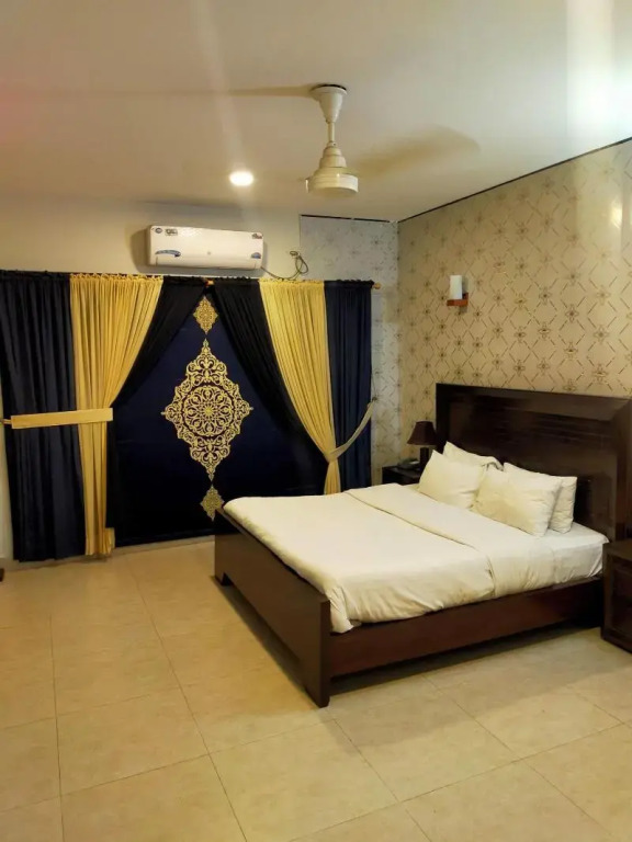 Livin Hub Guest House